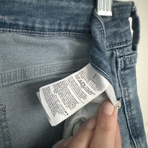 Mid-rise, medium wash jeans - Picture 3 of 6